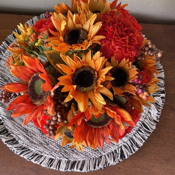 Cozy Sunflower Handmade Silk Arrangement - Picture 5 of 11